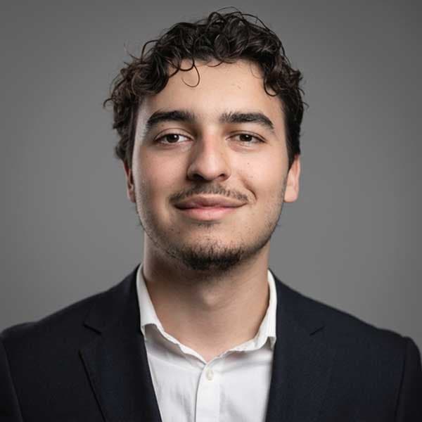 Augusto Vargas Caller