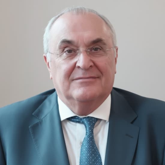 Emilio-Fern ndez-de-Mata